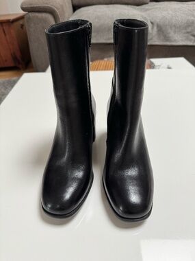 Black Leather Boots EU 37